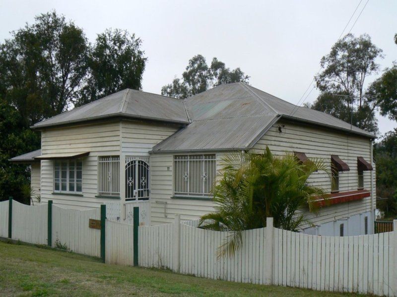 11 King Street, Dinmore QLD 4303