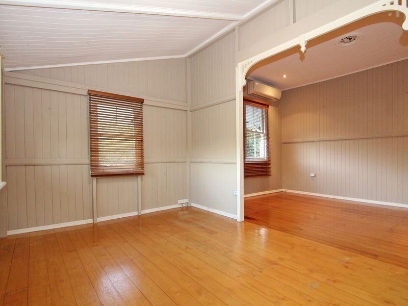 39 Rowland Terrace, Coalfalls QLD 4305