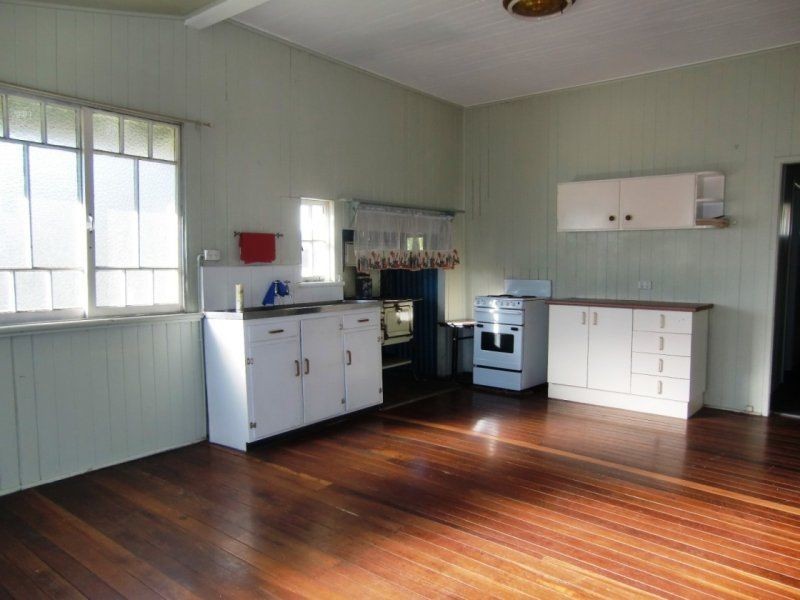 20 River Road, Bundamba QLD 4304