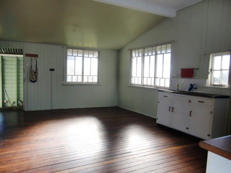 20 River Road, Bundamba QLD 4304