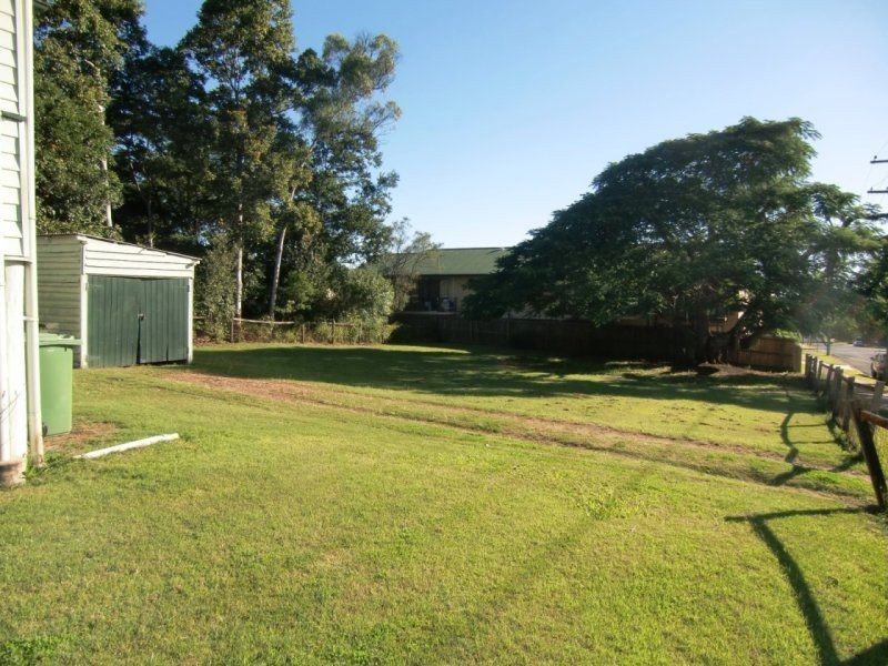 20 River Road, Bundamba QLD 4304