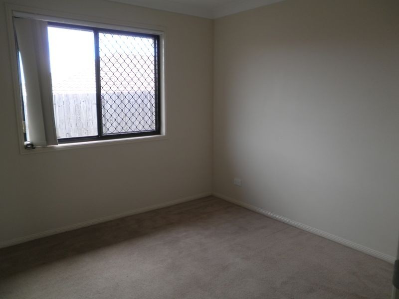 67 Banksia Drive, Raceview QLD 4305