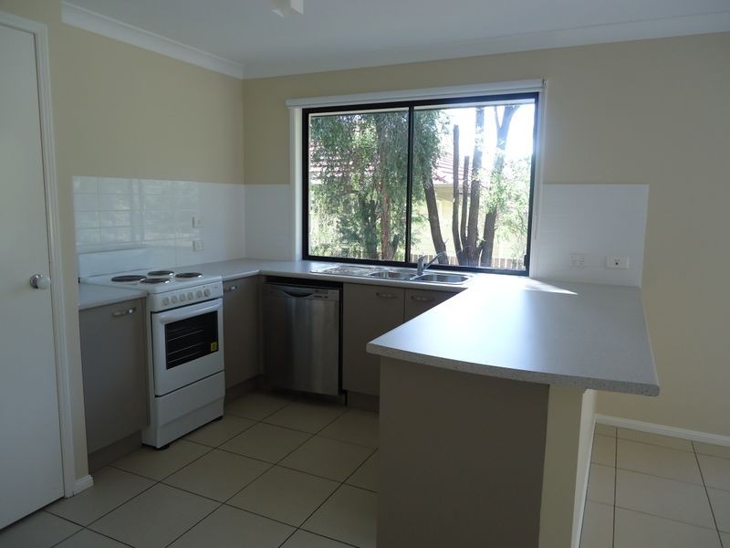 9a Stephenson Street, Sadliers Crossing QLD 4305