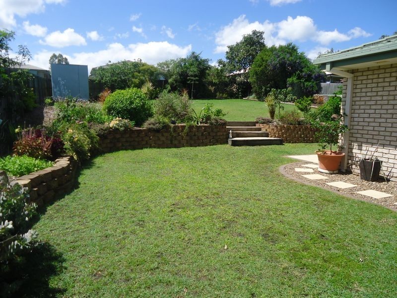 12 Phoenix Court, Churchill QLD 4305