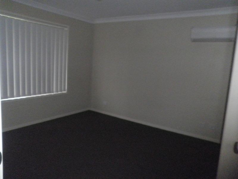 11 Rhiannon Drive, Flinders View QLD 4305