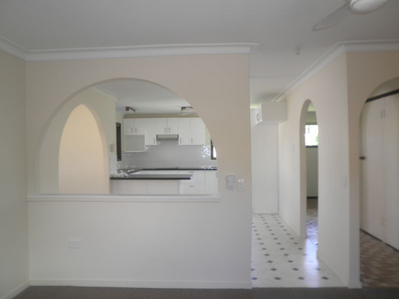 42 Russell Street, Silkstone QLD 4304