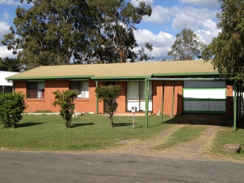 66 Collins Street, Brassall QLD 4305