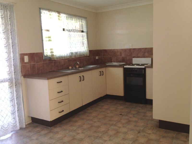 66 Collins Street, Brassall QLD 4305