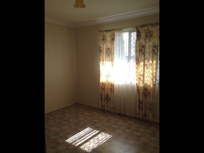 66 Collins Street, Brassall QLD 4305