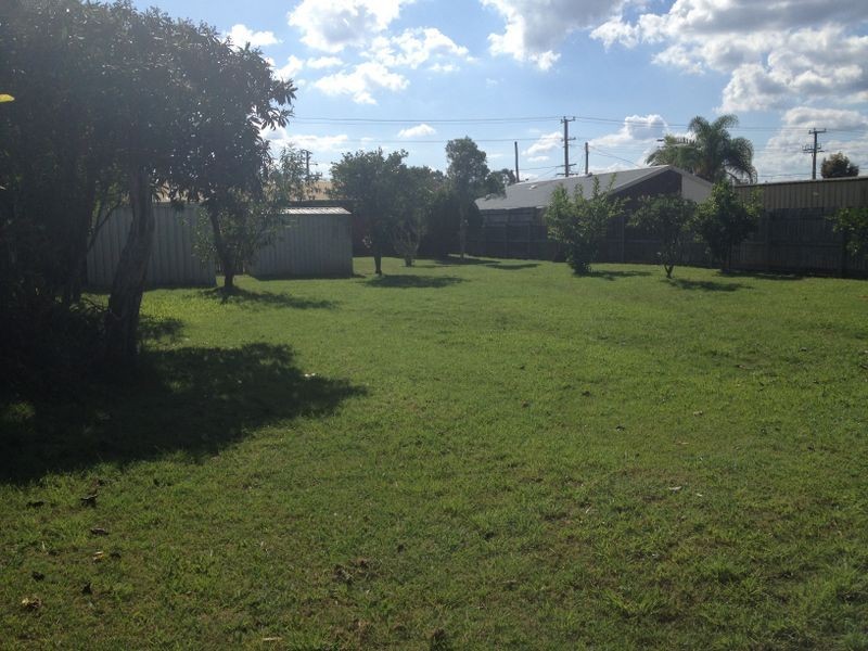 66 Collins Street, Brassall QLD 4305