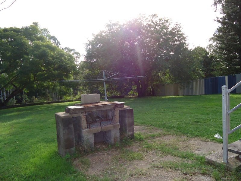 160 Woodend Road, Woodend QLD 4305