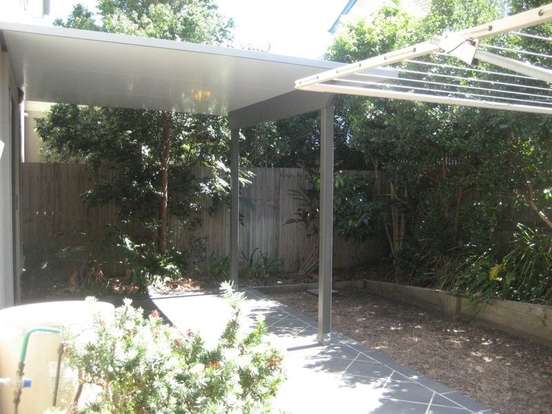 2/19 Bergin Street, Booval QLD 4304