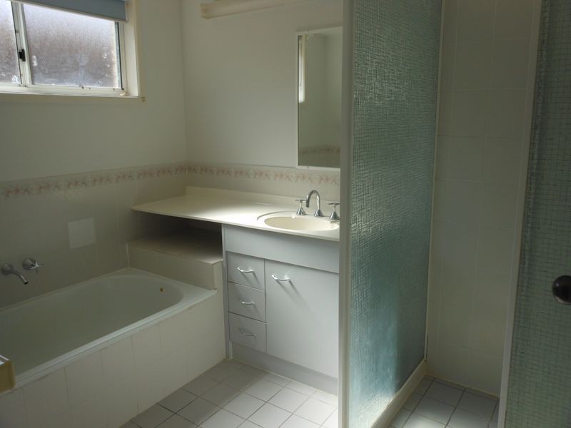 29 Bangalow Crescent, Raceview QLD 4305