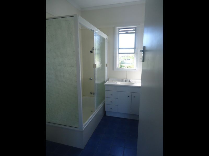 129 Blackall Street, Basin Pocket QLD 4305