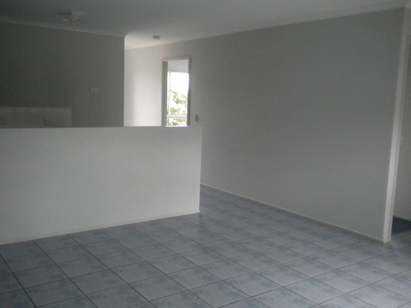 10b Phoenix Court, Churchill QLD 4305