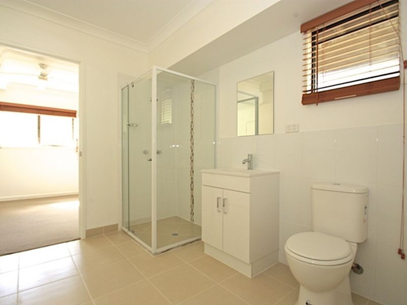 5 Orchard Street, Eastern Heights QLD 4305