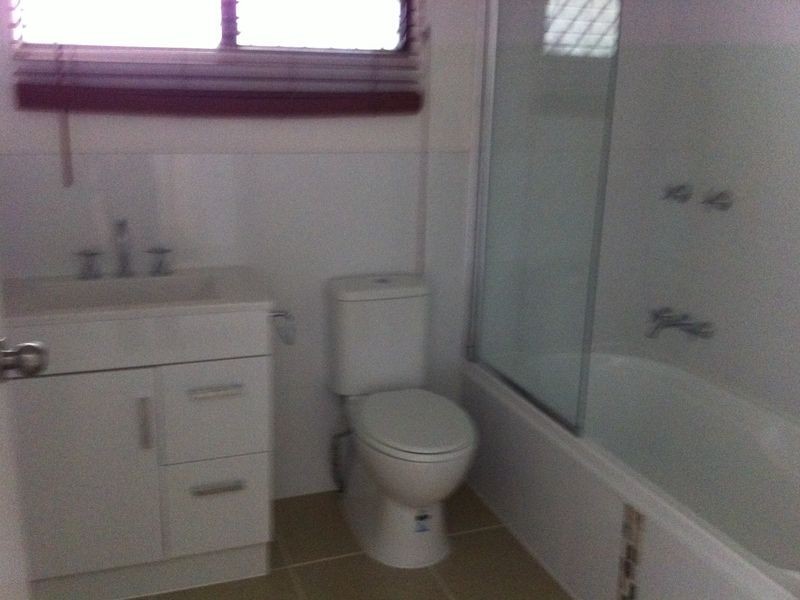 5 Orchard Street, Eastern Heights QLD 4305