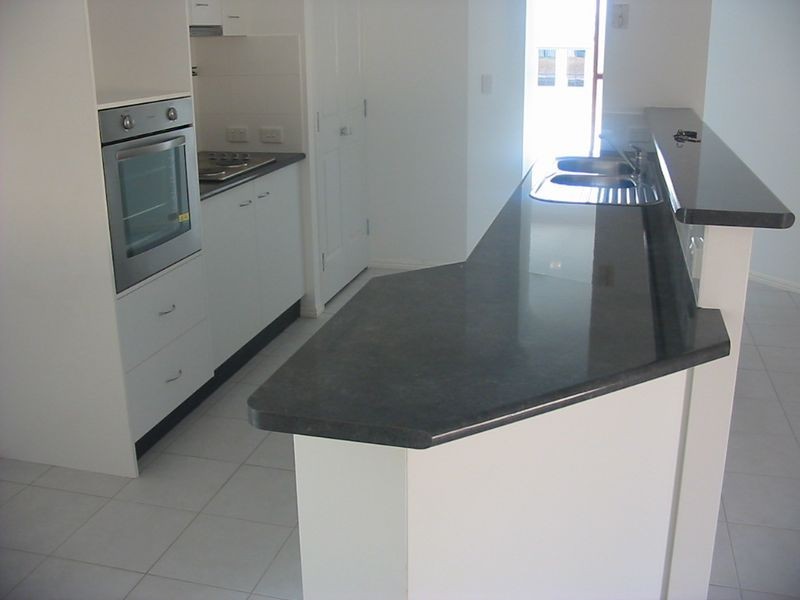 2 Dewhurst Crescent, Raceview QLD 4305