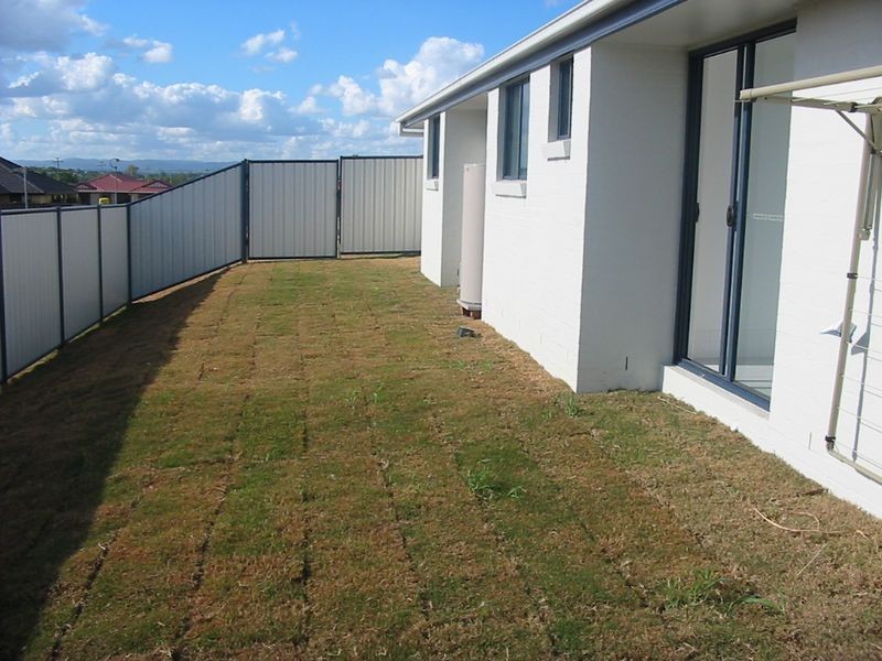 2 Dewhurst Crescent, Raceview QLD 4305