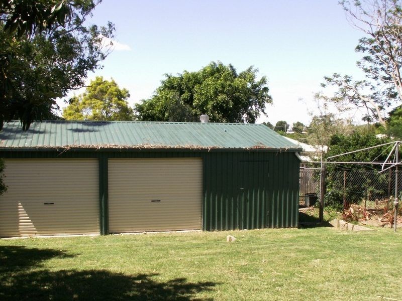 21 Samford Street, Leichhardt QLD 4305