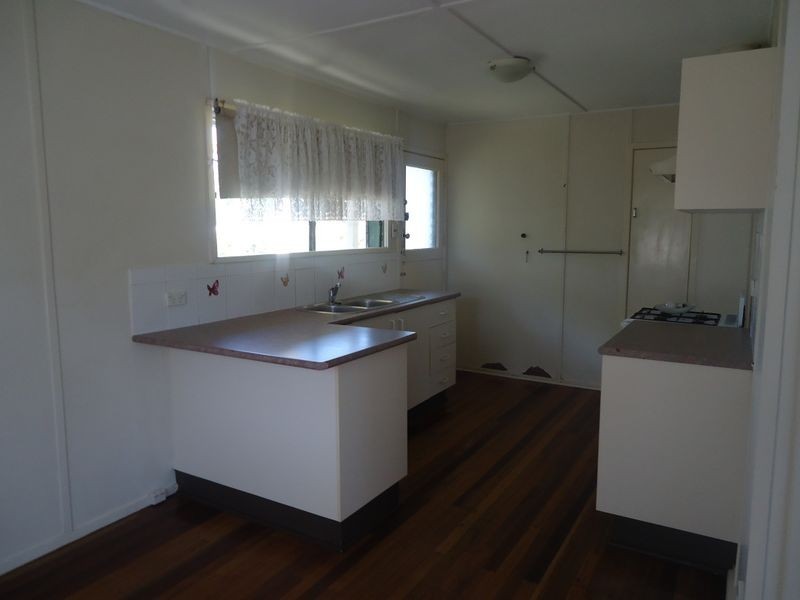 28 Coverack Street, Leichhardt QLD 4305