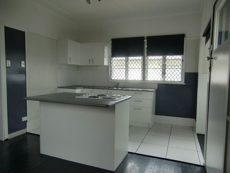 15 Casey Street, Leichhardt QLD 4305