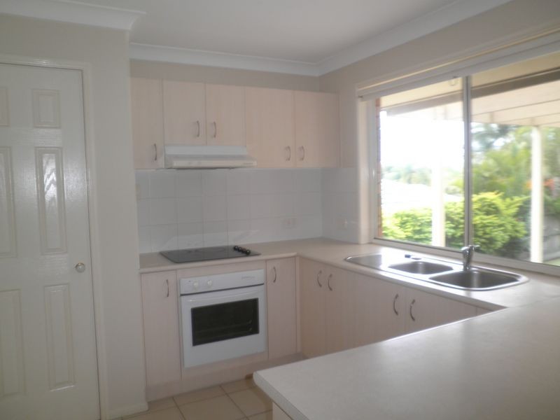 36 Sandalwood Drive, Yamanto QLD 4305