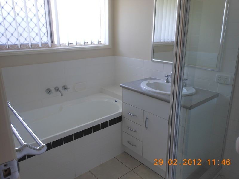 39 Mellor Place, Brassall QLD 4305