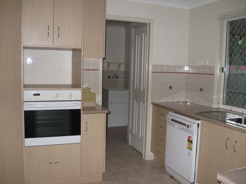 4 Dakota Place, Brassall QLD 4305