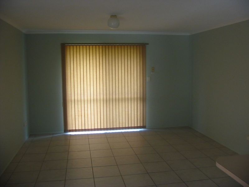 2/17 Somerfield Street, Redbank Plains QLD 4301