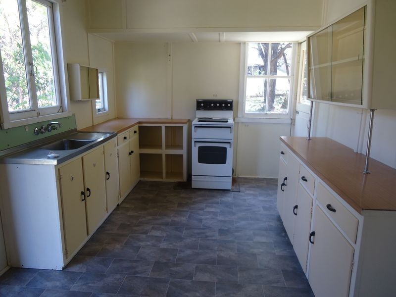 5 Horan Street, Woodend QLD 4305