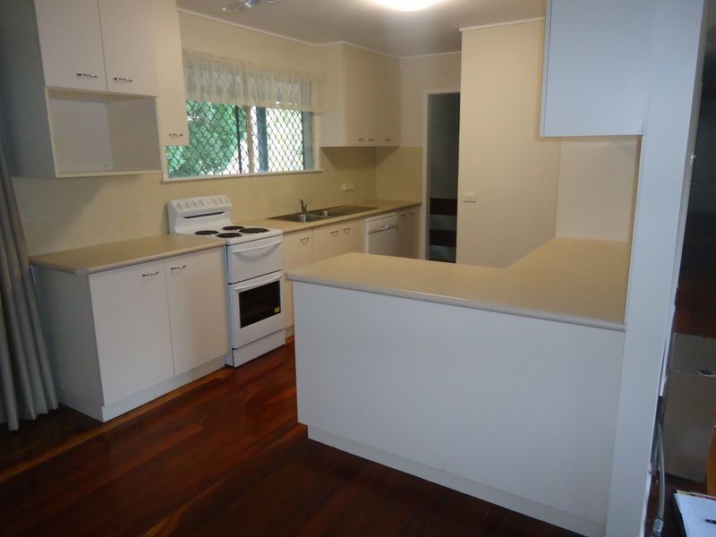 86 A Raceview Street, Raceview QLD 4305