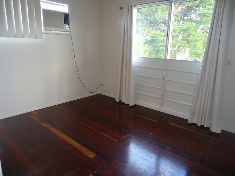 86 A Raceview Street, Raceview QLD 4305