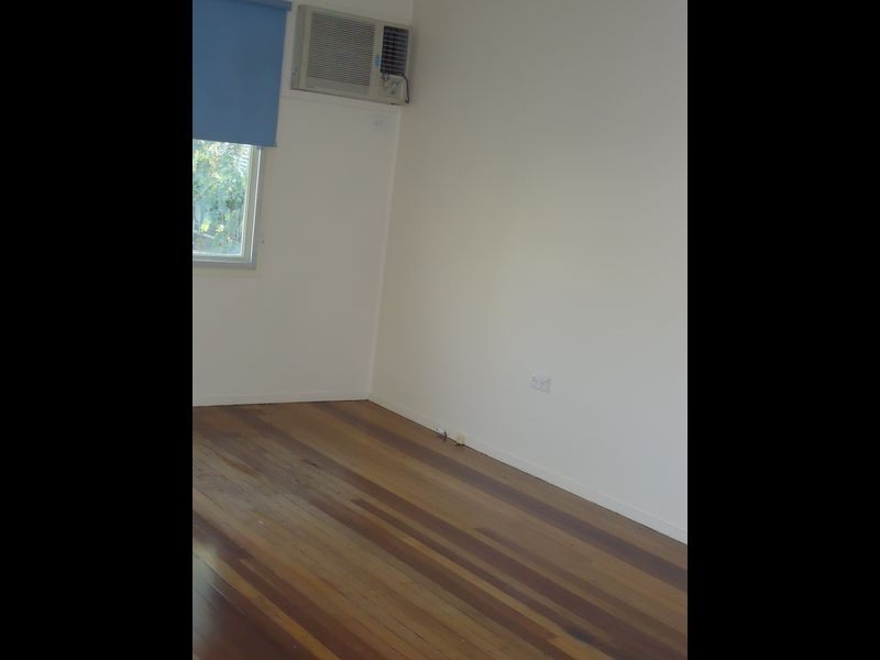 14 Fellette Street, Leichhardt QLD 4305