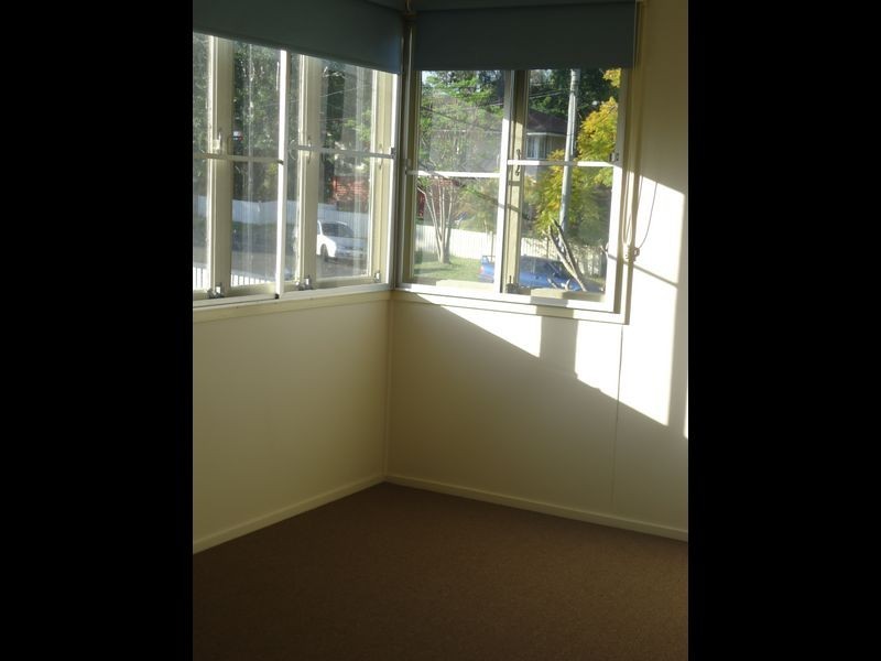 14 Fellette Street, Leichhardt QLD 4305