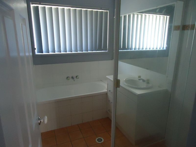 18 Banbury Close, Bundamba QLD 4304