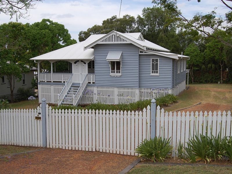 46 Whitehill Road, Eastern Heights QLD 4305