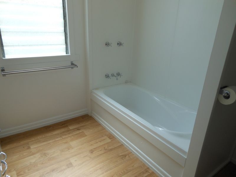 4 Eastwood Street, North Ipswich QLD 4305