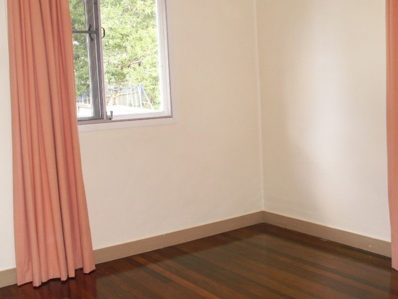 49 Avon Street, Leichhardt QLD 4305