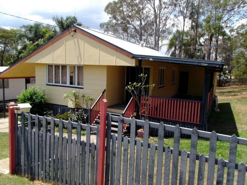 1 Daisy Street, North Ipswich QLD 4305
