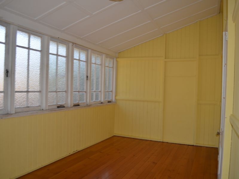 265 Warwick Road, Churchill QLD 4305