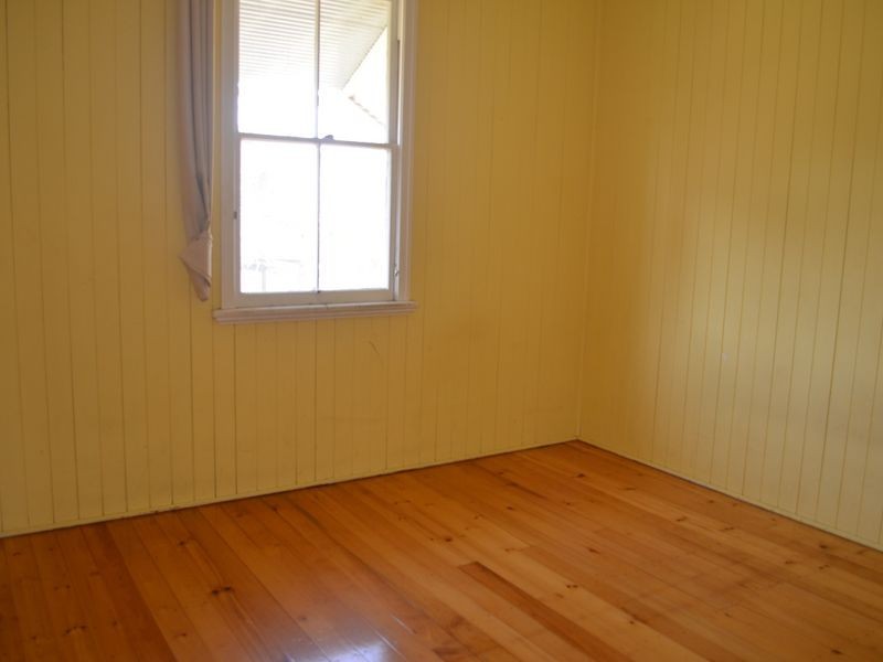 265 Warwick Road, Churchill QLD 4305