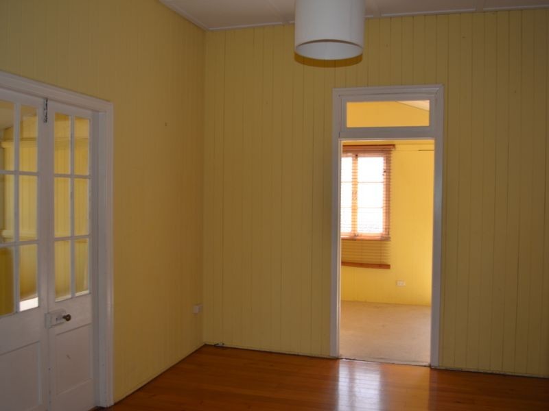 265 Warwick Road, Churchill QLD 4305