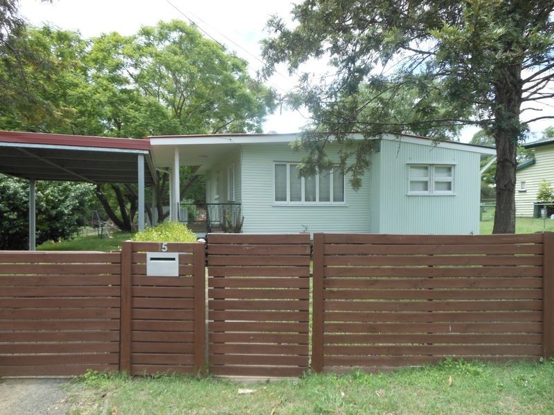15 Hopetown Street, Tivoli QLD 4305