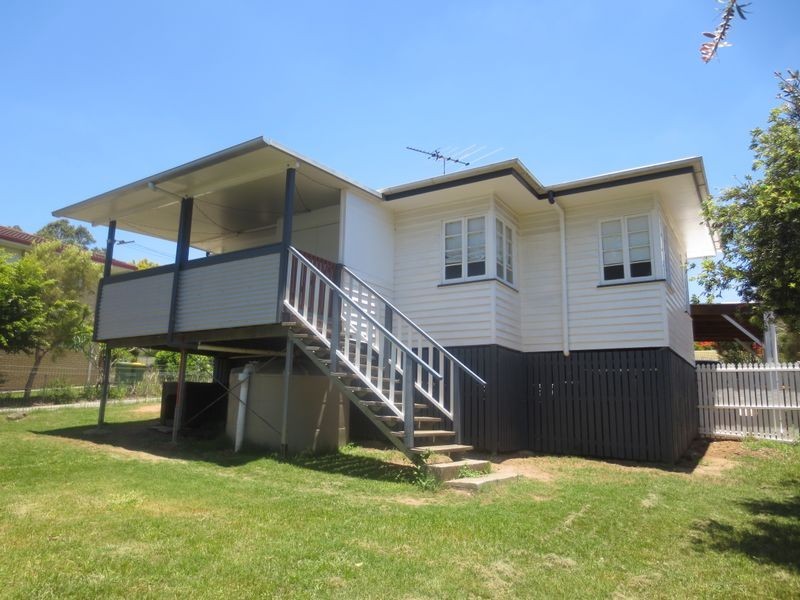 24 Thompson Street, Bundamba QLD 4304