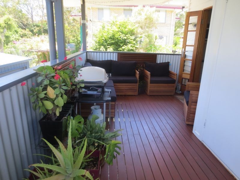 24 Thompson Street, Bundamba QLD 4304