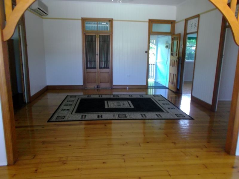 12 Brisbane Road, East Ipswich QLD 4305
