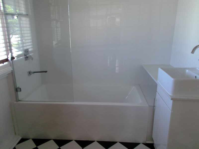 12 Brisbane Road, East Ipswich QLD 4305