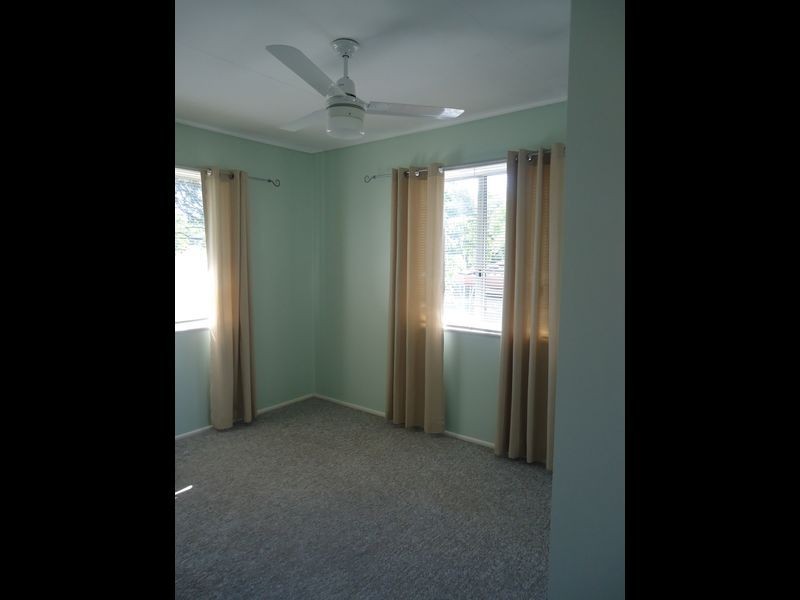 6 Fraser Street, Leichhardt QLD 4305
