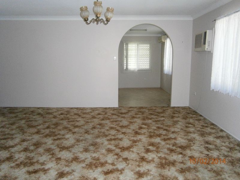 3 Carl Lane, North Ipswich QLD 4305
